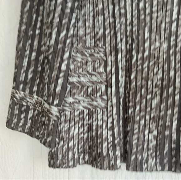 Chico's Julianne Jacket Zip Up Stretchy Boho Lightweight Sexy Shiny Mesh Animal - Picture 6 of 12